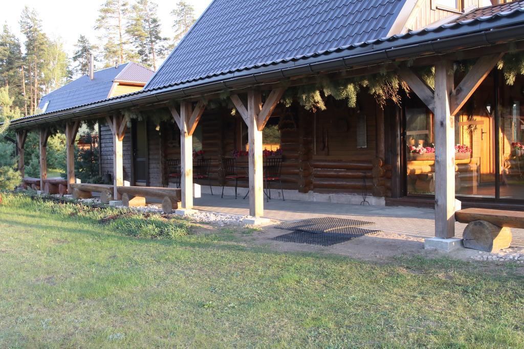 Viesu Maja Forrest Villa Dzimtmisa Buitenkant foto