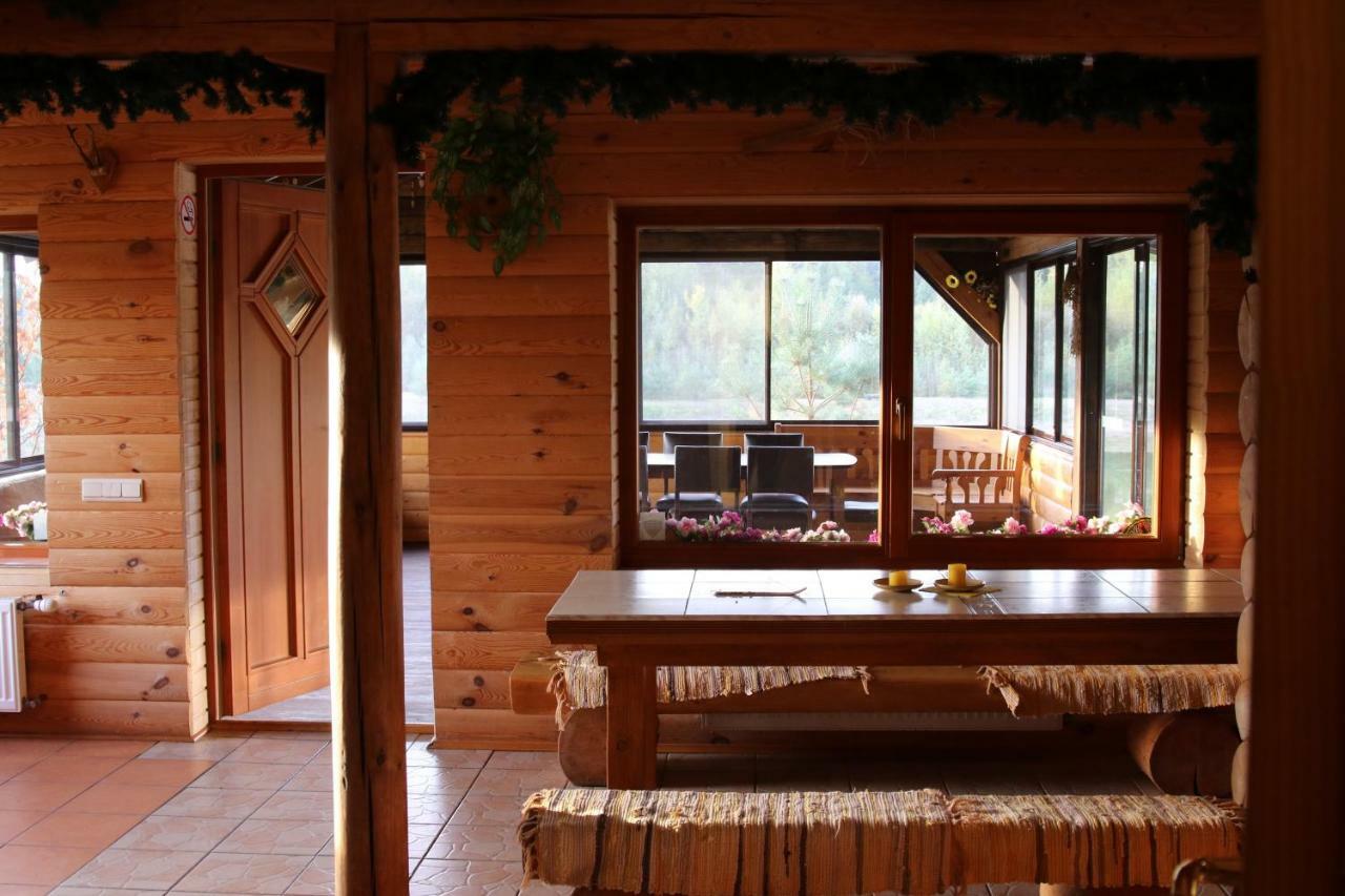 Viesu Maja Forrest Villa Dzimtmisa Buitenkant foto