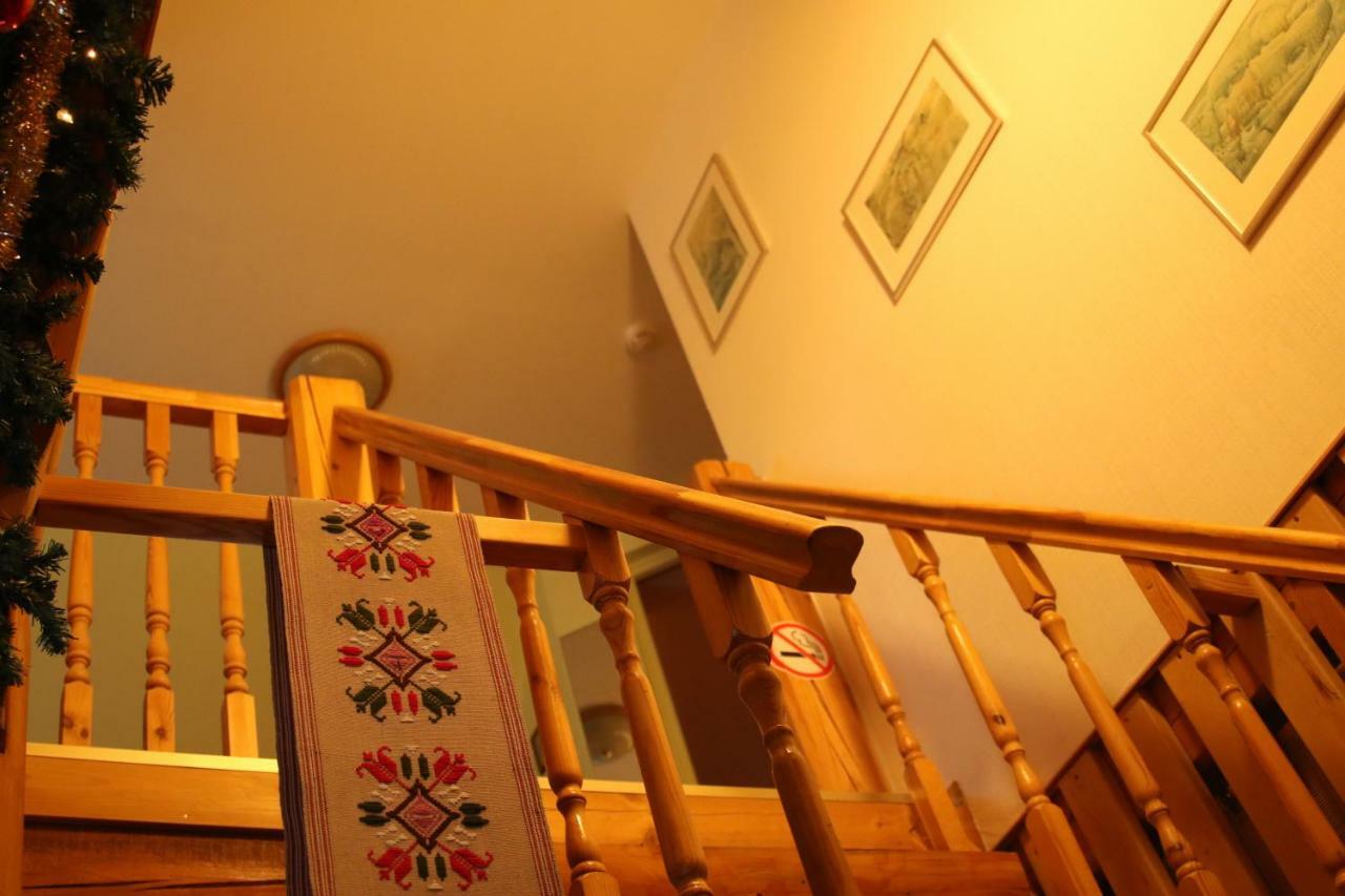 Viesu Maja Forrest Villa Dzimtmisa Buitenkant foto