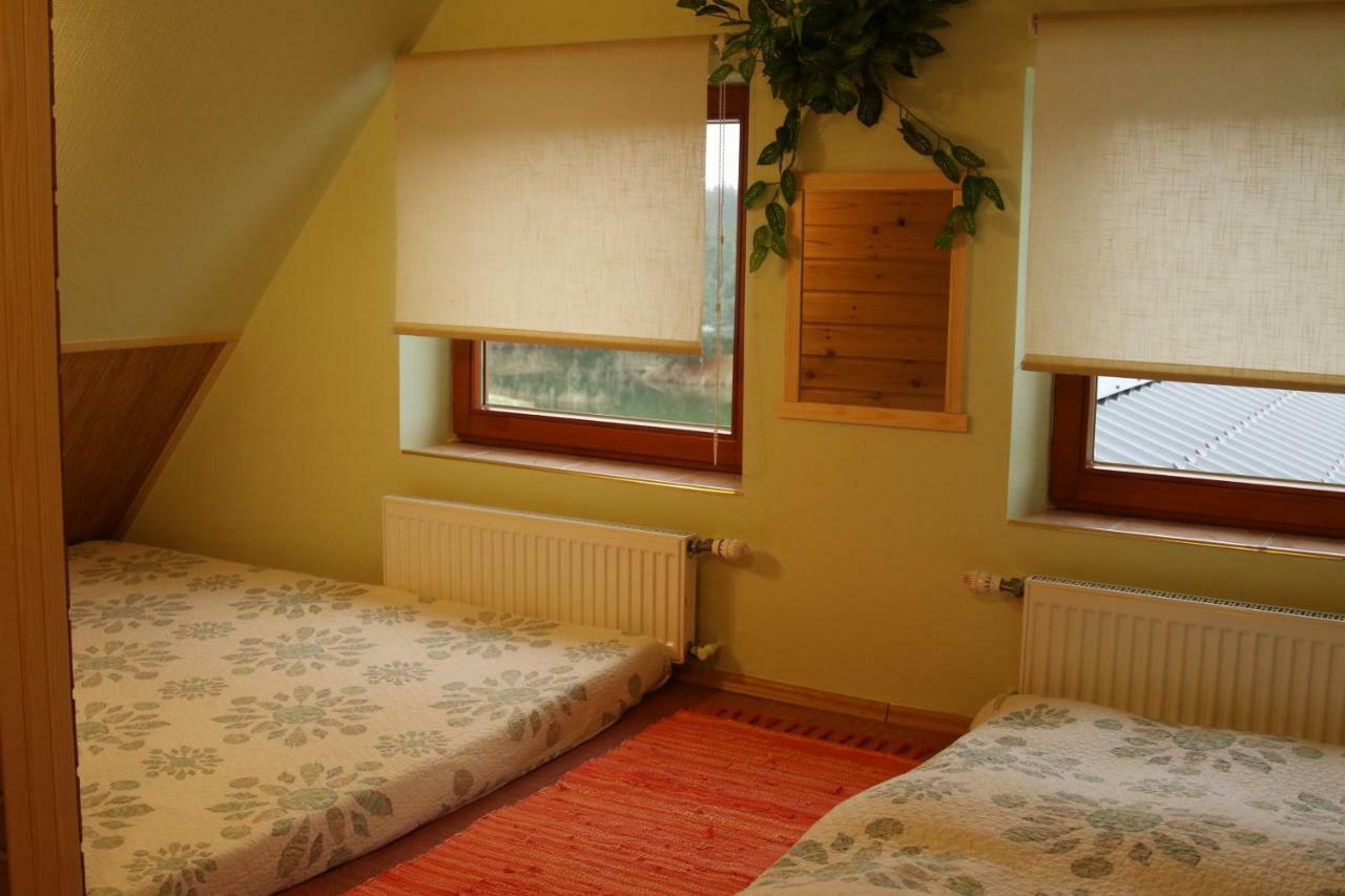 Viesu Maja Forrest Villa Dzimtmisa Buitenkant foto