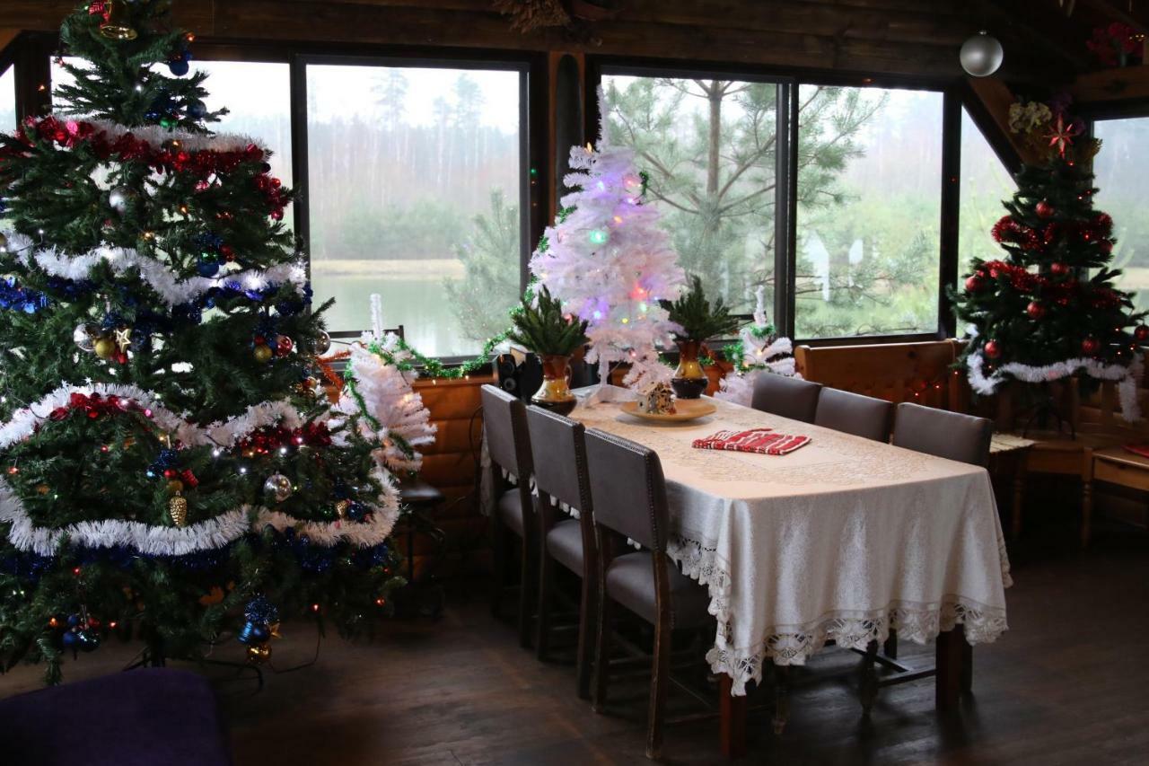 Viesu Maja Forrest Villa Dzimtmisa Buitenkant foto