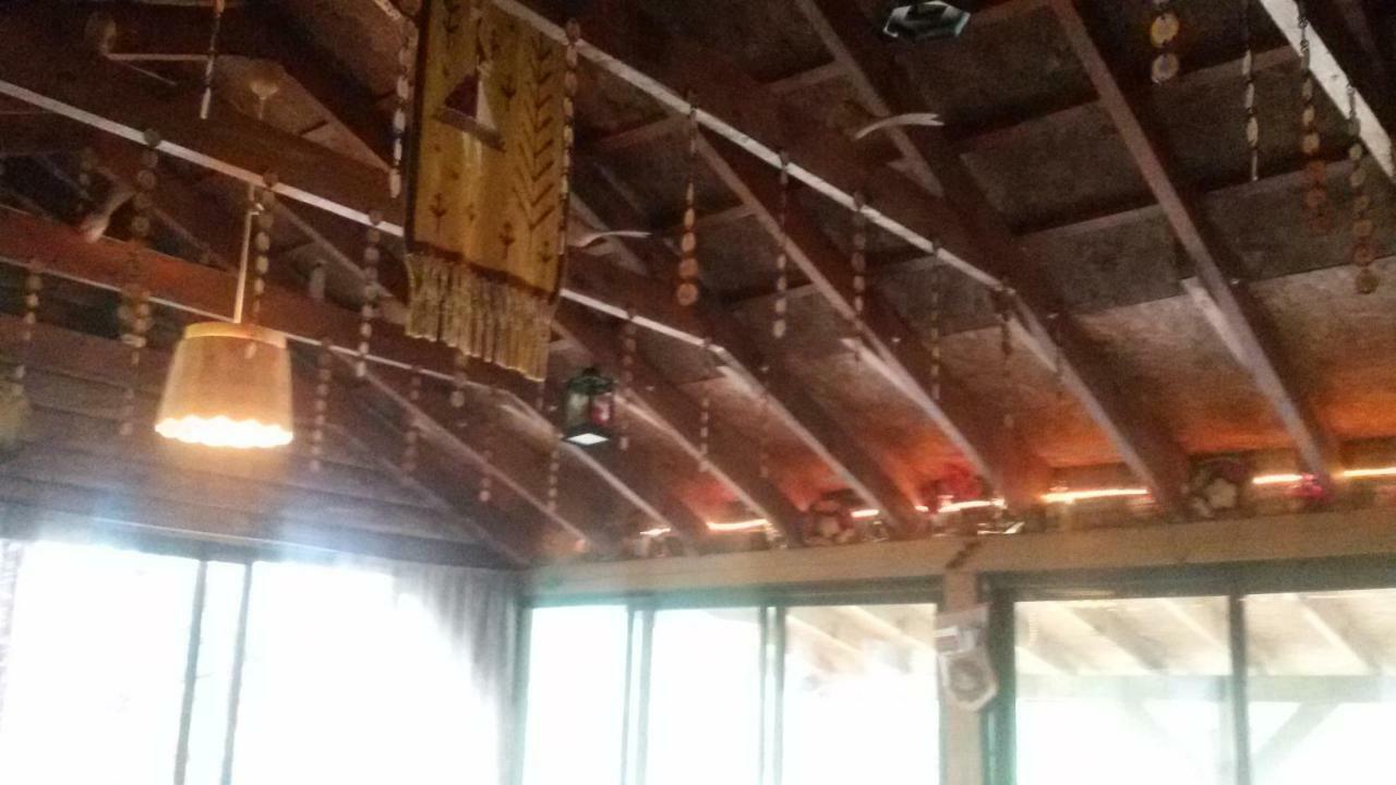 Viesu Maja Forrest Villa Dzimtmisa Buitenkant foto